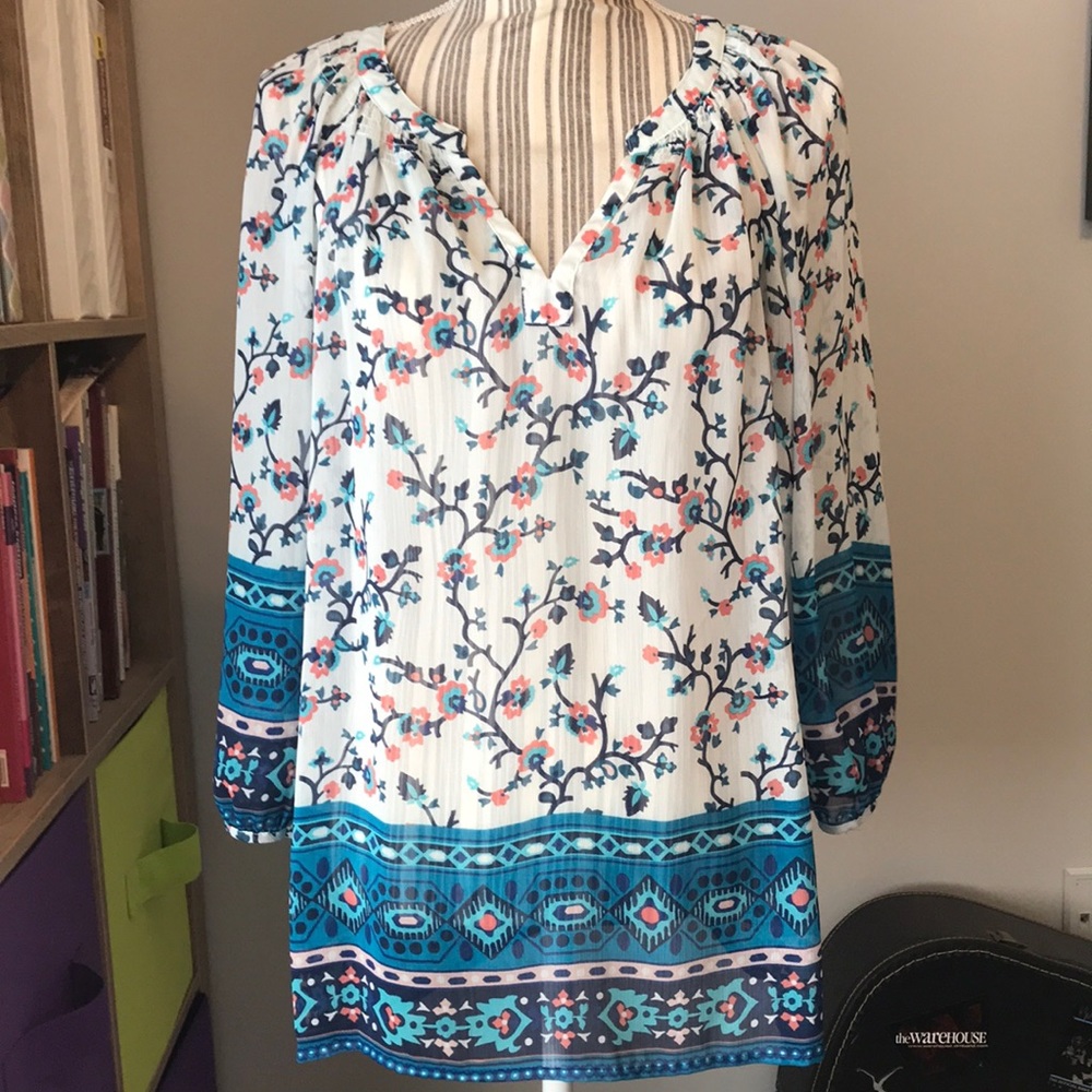 Old Navy women’s flowy sheer tunic size large